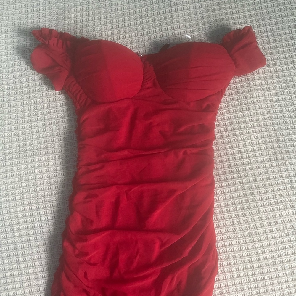 Ruffled red dress ❤️